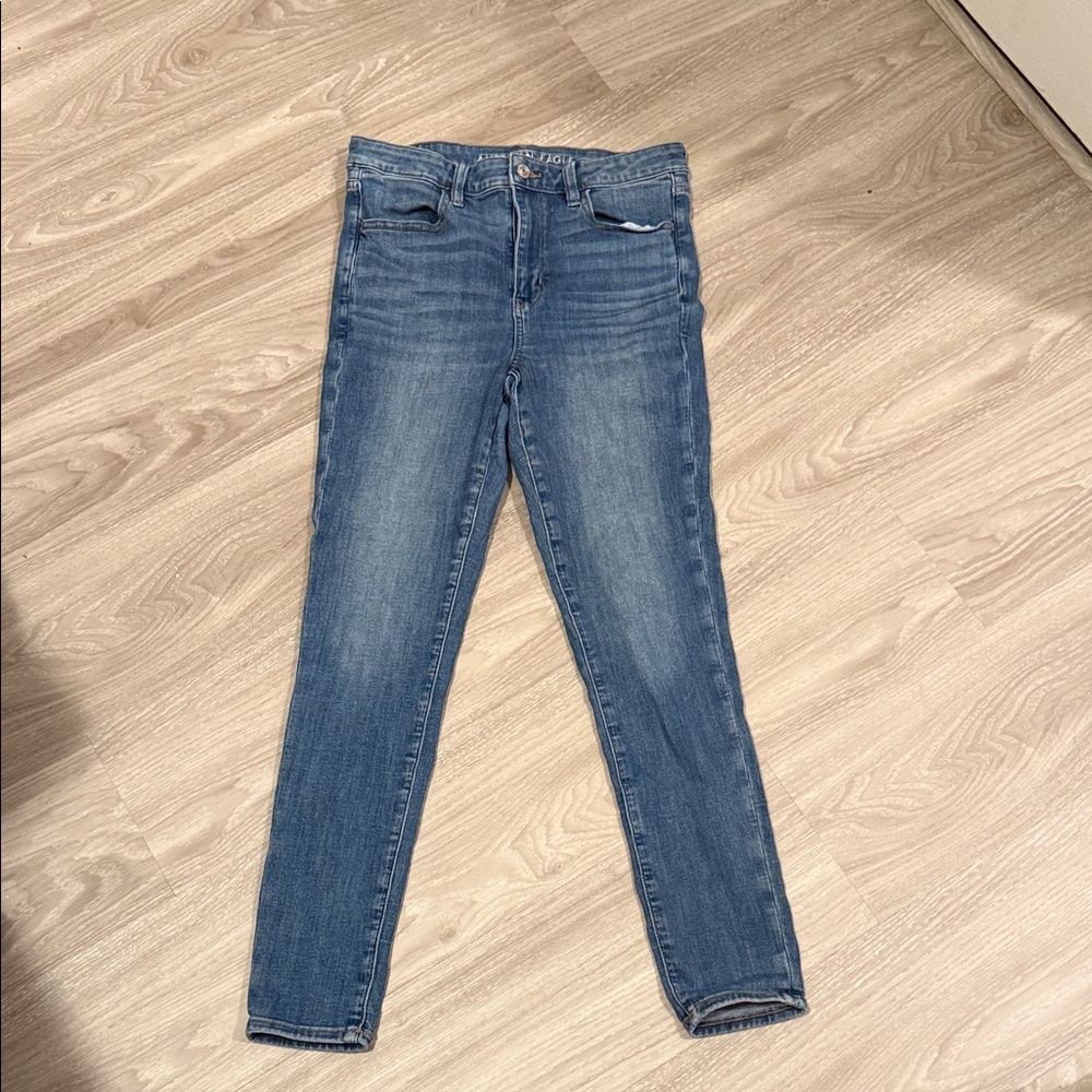 American Eagle Outfitters Light Blue Skinny Jeans